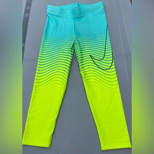 Girl NWT Hyper Jade Dri Fit Athletic Leggings Size 4T